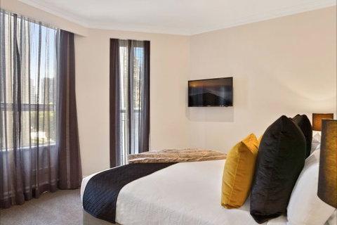 Mantra 2 Bond Street - New Castle Holiday 4