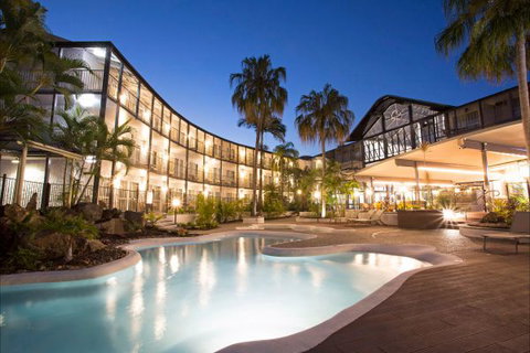 Mantra Club Croc - New Castle Holiday 9