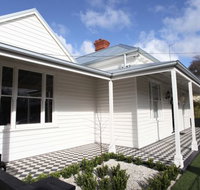 Montabella Guest House - New Castle Holiday