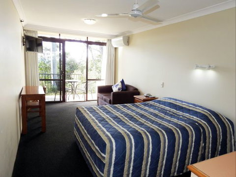 Mt Tamborine Motel - New Castle Holiday 3