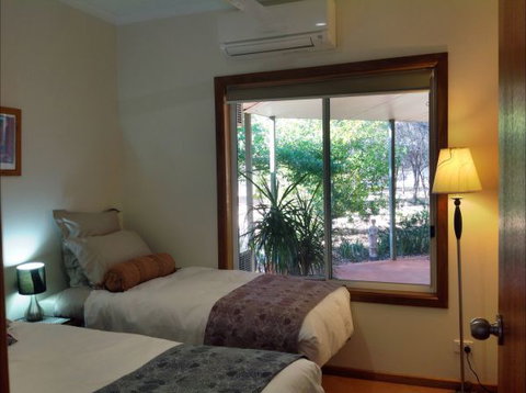 Munga Munga B&B - New Castle Holiday 6