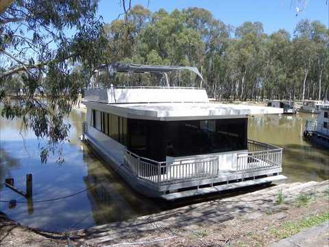 Murray Downs Marina Houseboats - New Castle Holiday 1