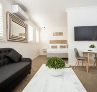 Newington Apartments - New Castle Holiday