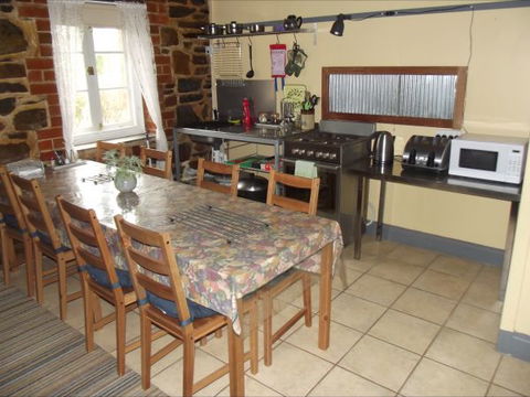 Olive Grove Retreat - New Castle Holiday 1
