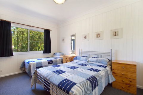 Orion Beach House - Jervis Bay - New Castle Holiday 3