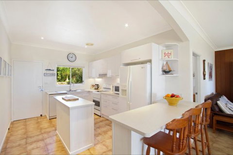 Orion Beach House - Jervis Bay - New Castle Holiday 8