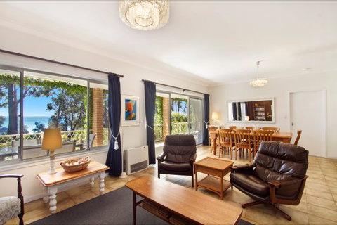 Orion Beach House - Jervis Bay - New Castle Holiday 9