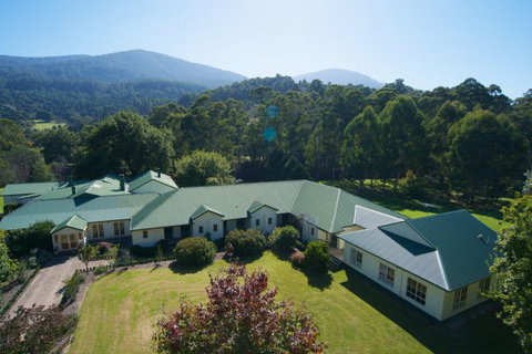 Oscar's On The Yarra - New Castle Holiday 0