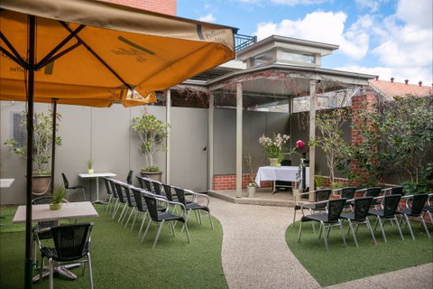 Oscar's Hotel And Cafe Bar - New Castle Holiday 7