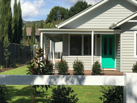 Our Place At Bright - New Castle Holiday 2