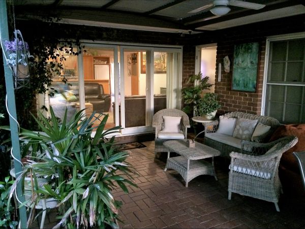Wangaratta VIC New Castle Holiday