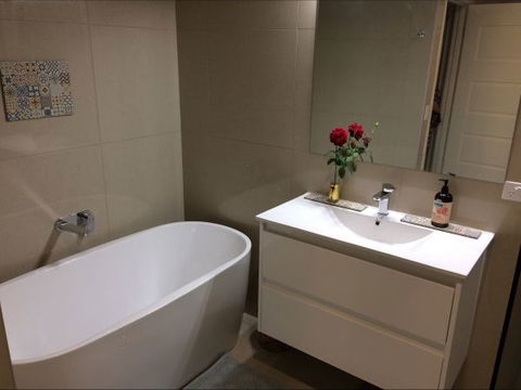 Palm Haven Bed And Breakfast - New Castle Holiday 8
