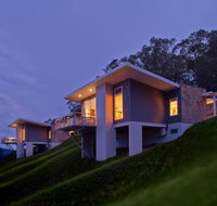 Panoramia Villas - New Castle Holiday