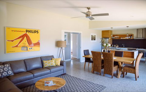 Parry Beach Breaks - New Castle Holiday 2