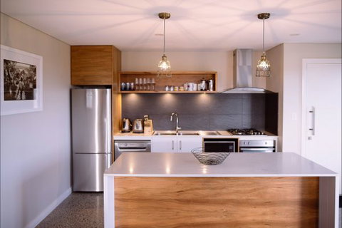 Parry Beach Breaks - New Castle Holiday 3