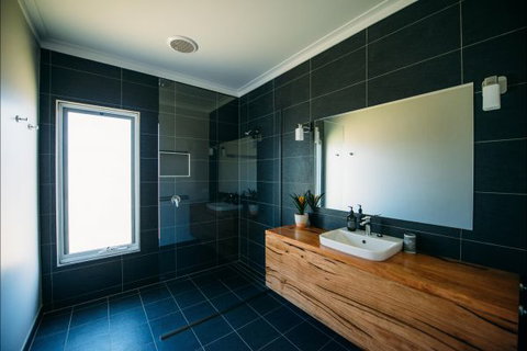 Parry Beach Breaks - New Castle Holiday 9