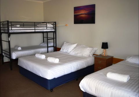 Port Albert Motel - New Castle Holiday 6
