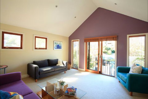 Queens Park Beach House - New Castle Holiday 4