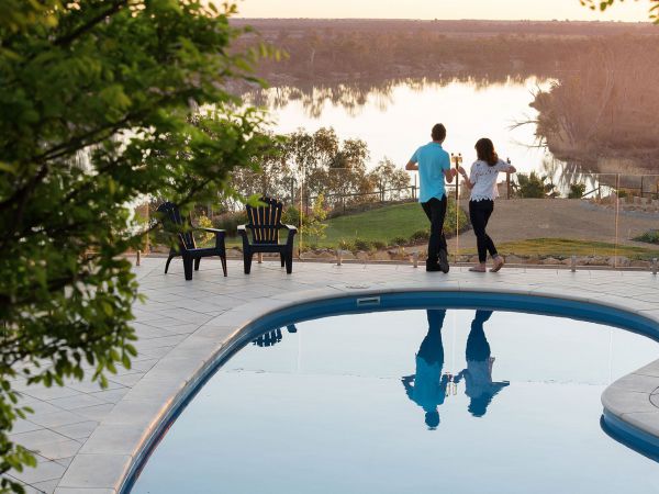 Loxton North SA New Castle Holiday