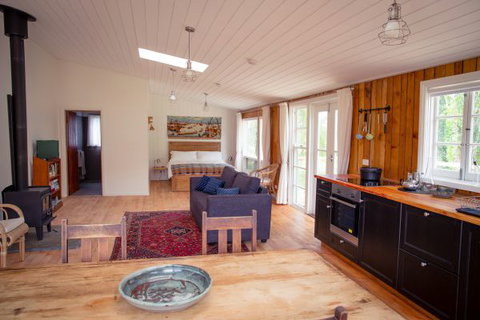 Sandalwood Shearing Shed - New Castle Holiday 3