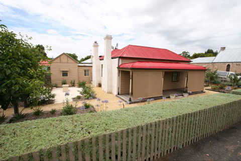 Shurdingtons Cottage - New Castle Holiday 6
