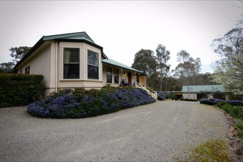 St Helen's Guest Suite - New Castle Holiday 1