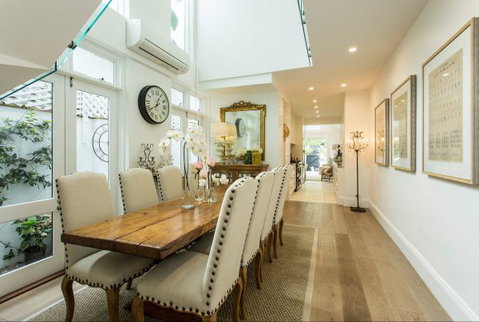 Stylish Interiors In The Bay - New Castle Holiday 2