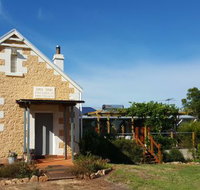 The Old Drik Drik Schoolhouse Retreat - New Castle Holiday