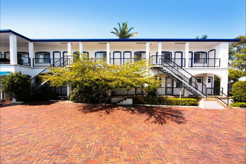 The Sails Motel - New Castle Holiday 4