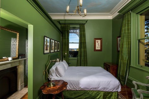 The Corinda Collection - New Castle Holiday 5