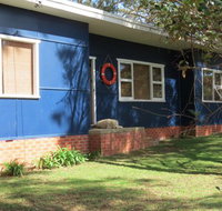 The Classic Beach House - New Castle Holiday