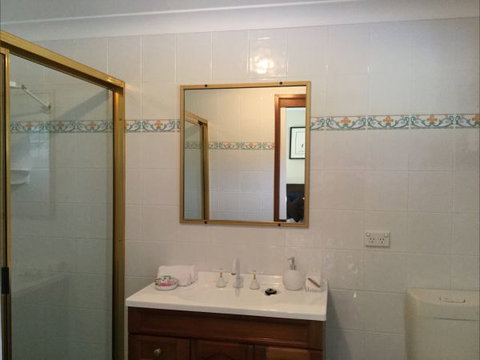 The Croft Bed And Breakfast - New Castle Holiday 5