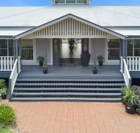 The Country House at Hunchy Luxury Bed and Breakfast Accommodation - New Castle Holiday