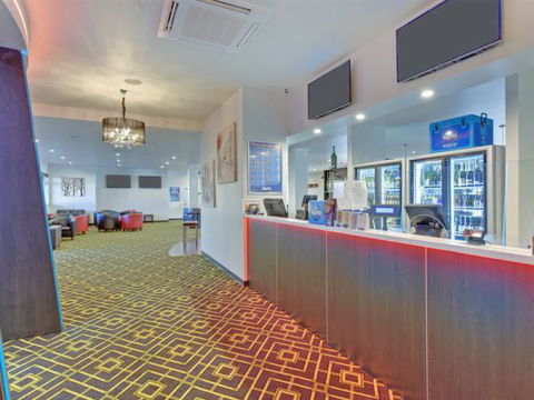 TownHouse Hotel Burnie - New Castle Holiday 3