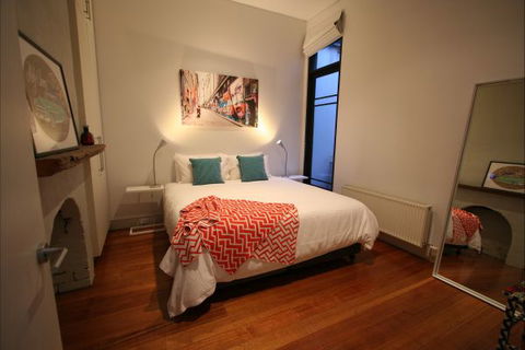 Two Five Zero / Richmond - New Castle Holiday 5