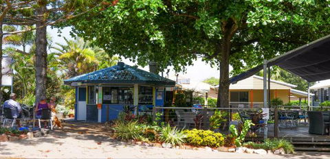Woodgate Beach Tourist Park - New Castle Holiday 3
