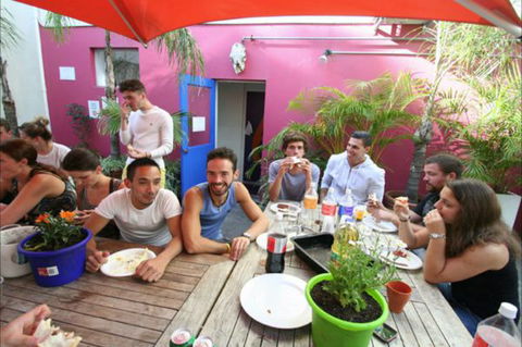 Zing! Backpackers Hostel - New Castle Holiday 7