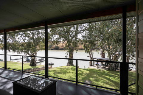 192 Page Drive Blanchetown -River Shack Rentals - New Castle Holiday 1
