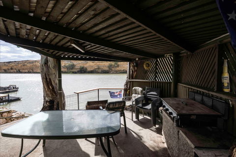192 Page Drive Blanchetown -River Shack Rentals - New Castle Holiday 2