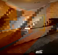 4 on Green - New Castle Holiday