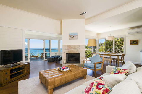 BetinaKing - New Castle Holiday 3