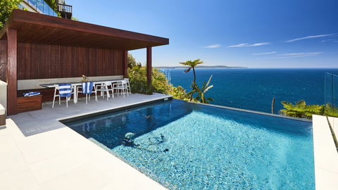 BetinaKing - New Castle Holiday 7