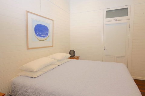 Cavvanbah Seaside Cottage - New Castle Holiday 10