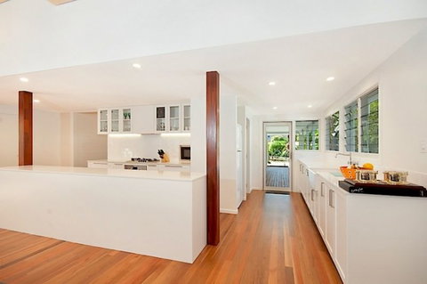 Cavvanbah Seaside Cottage - New Castle Holiday 3