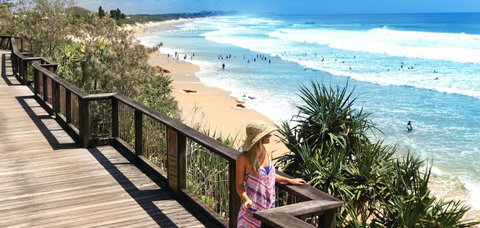 Coolum Seaside Resort - New Castle Holiday 1