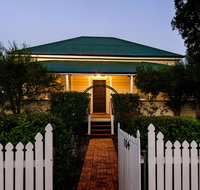 Albion Cottage - New Castle Holiday