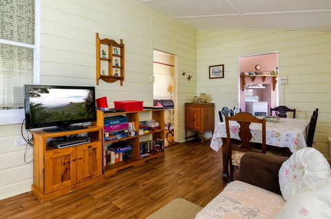 Albion Cottage - New Castle Holiday 9