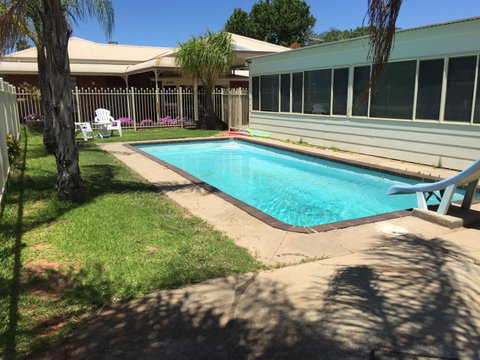Balranald Motor Inn - New Castle Holiday 1