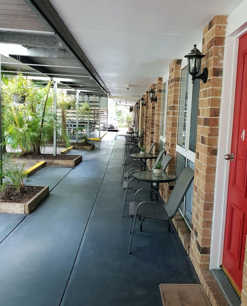 Beerwah Motor Lodge - New Castle Holiday 1