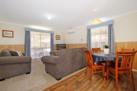 Cedar Cottage - Tudor Village Unit 3 - New Castle Holiday 2